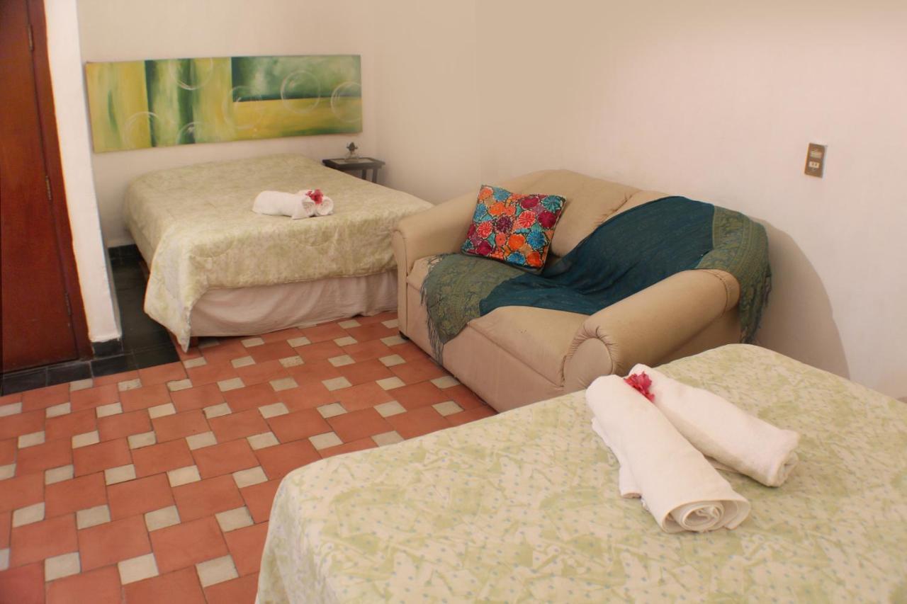 Casa Madero Rooms Cuernavaca Buitenkant foto